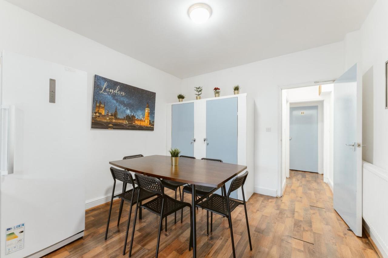 Upton Park Bedrooms 25 Min To Central 런던 외부 사진